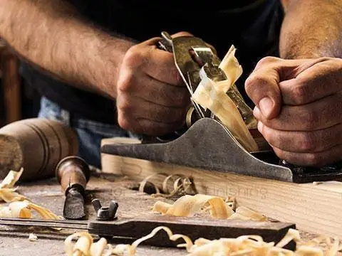 أعمال النجارة والأخشاب