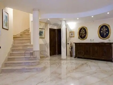 أعمال أرضيات الرخام والحوائط